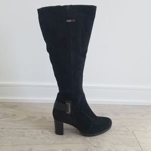Brand NEW Suede Winter Boots